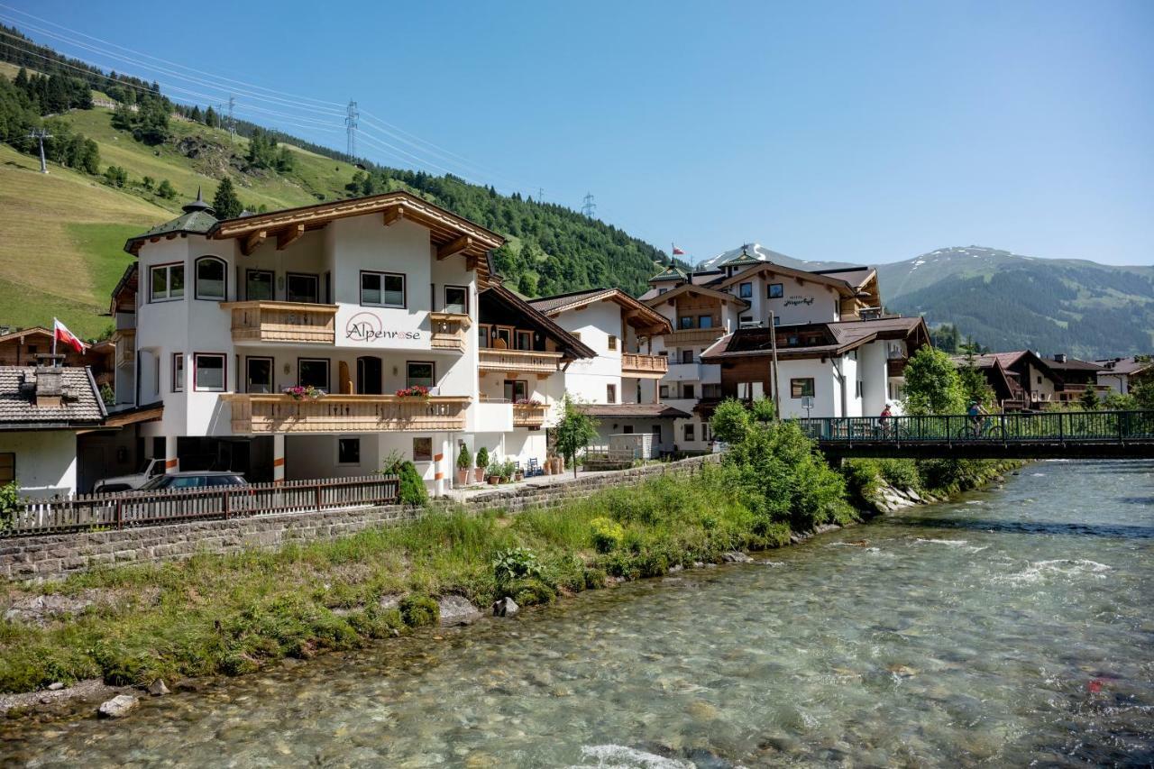 Alpenrose Hotel-Garni Gerlos Exterior photo
